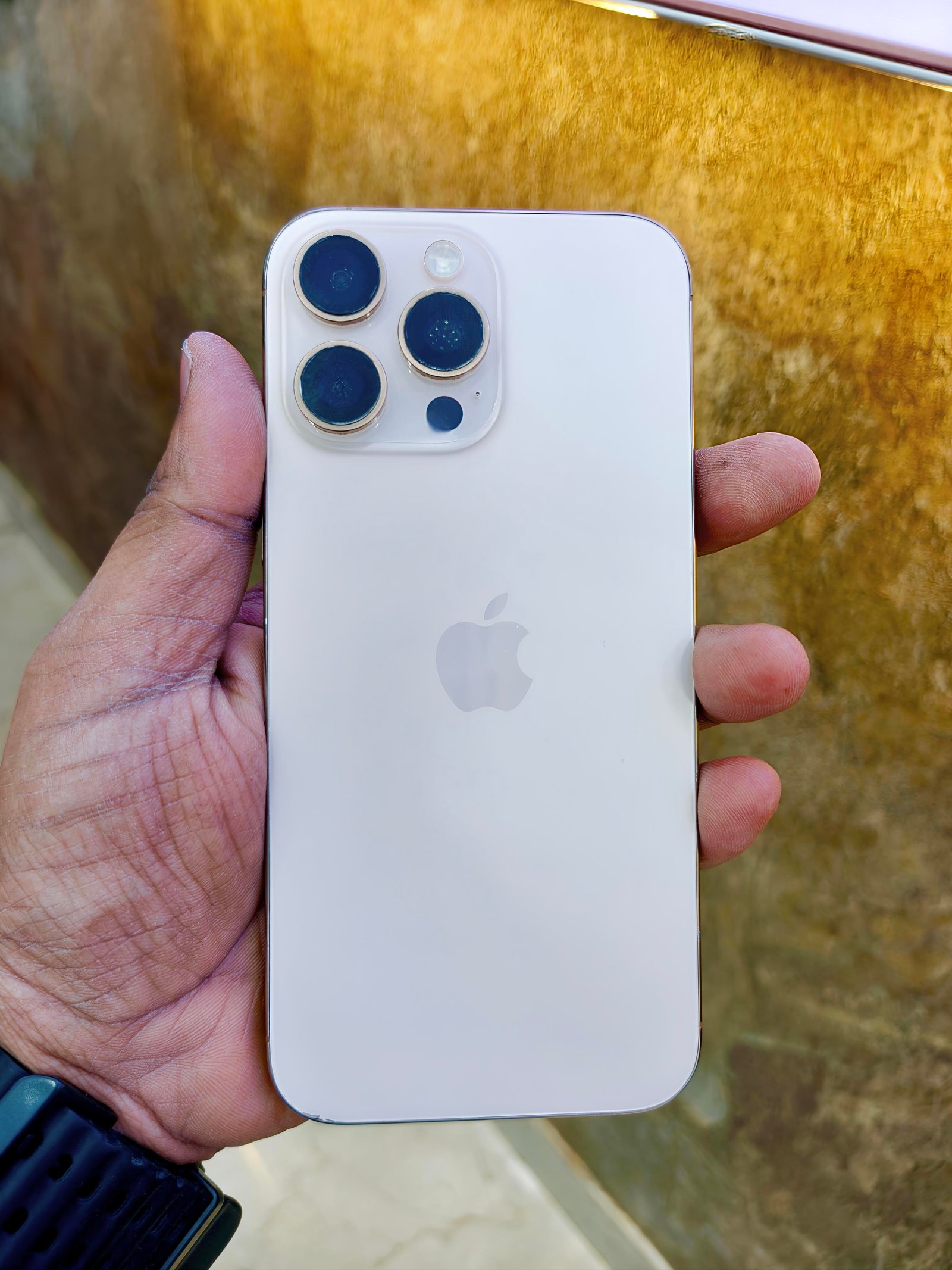 iPhone 16 pro max 256gb (Battery Health 93%)